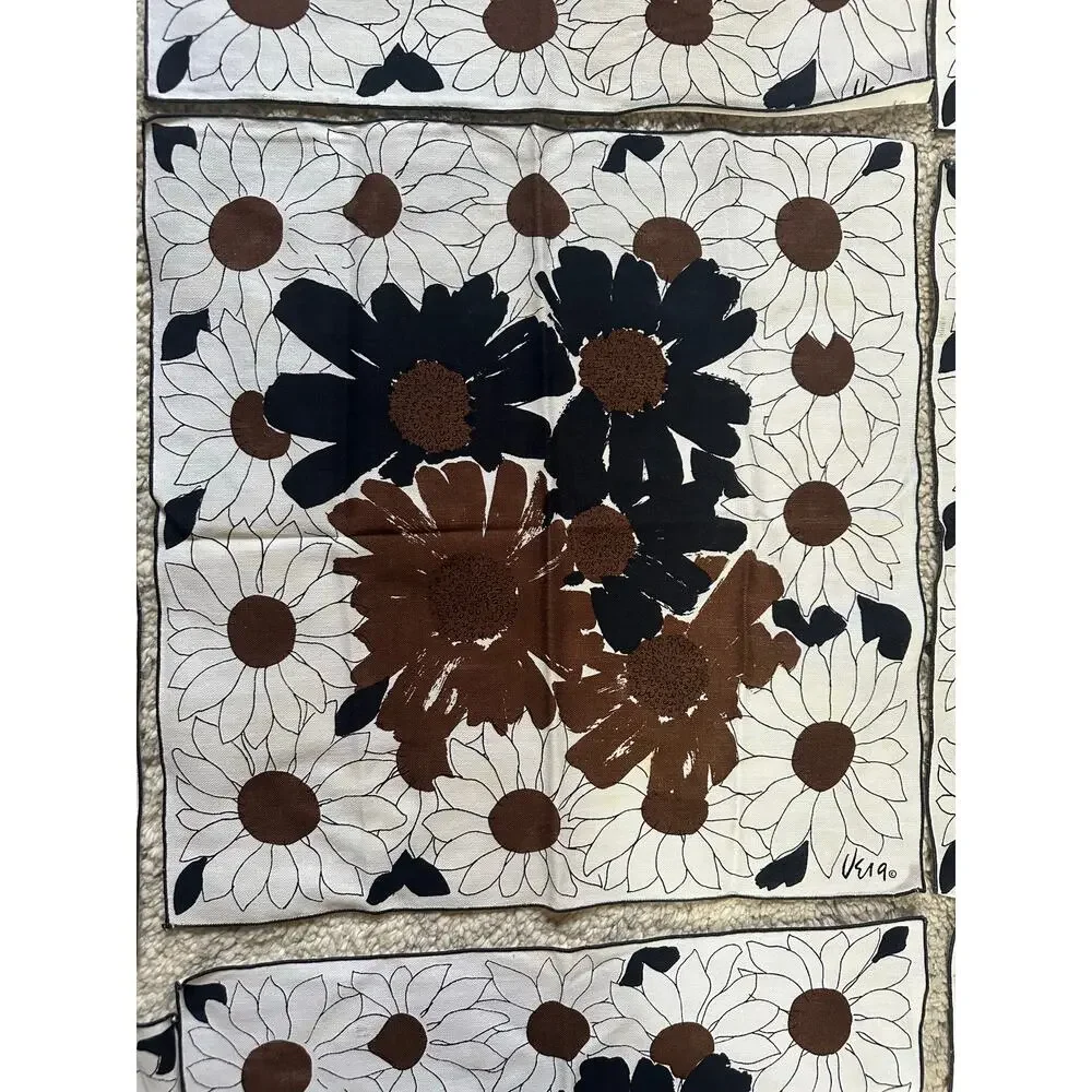 Vera Newman Napkins Set of 11 Floral daisies 16” Cotton brown white Mcm retro